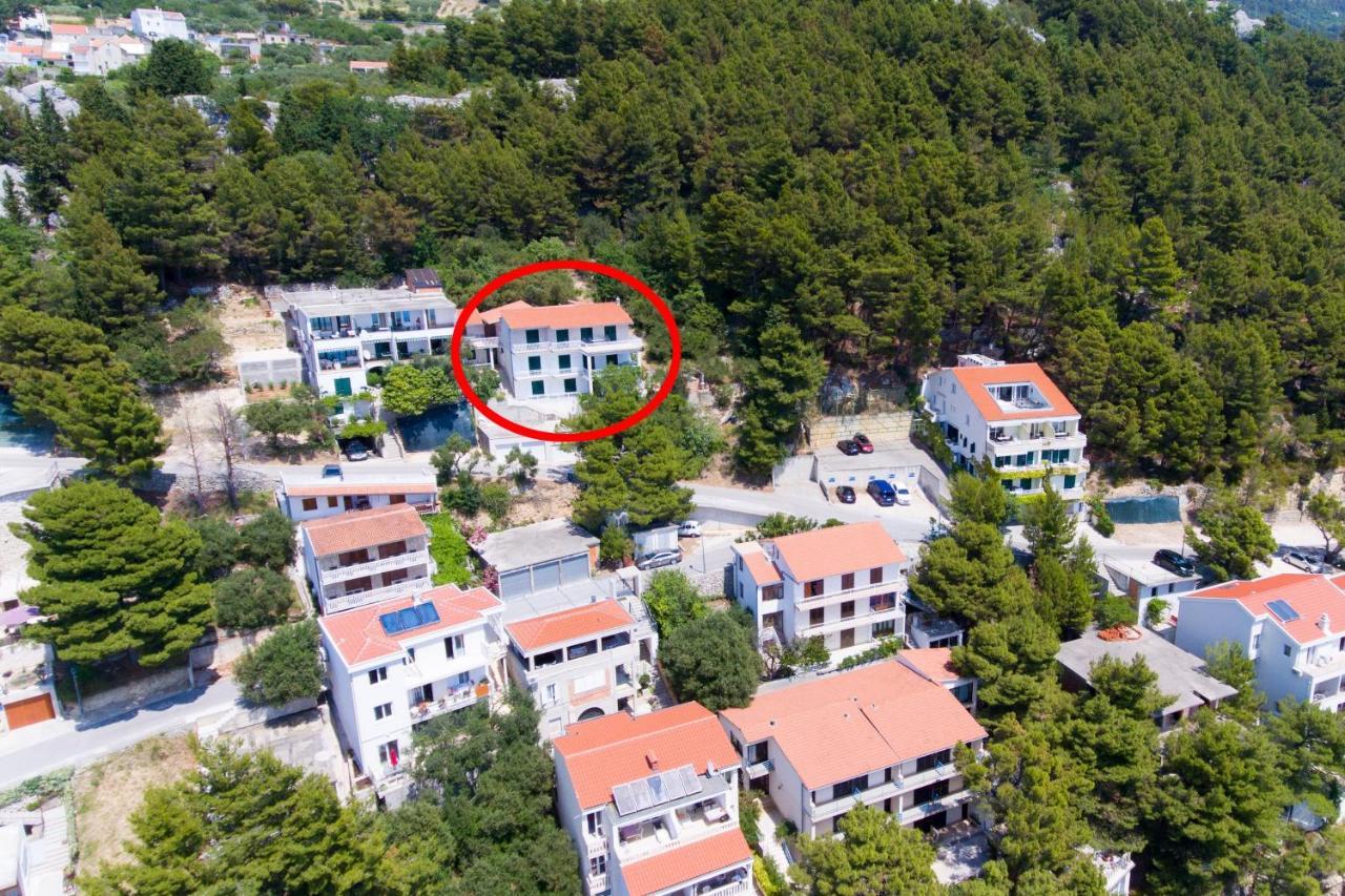 Apartments With A Parking Space Brela, Makarska - 6043 Eksteriør billede