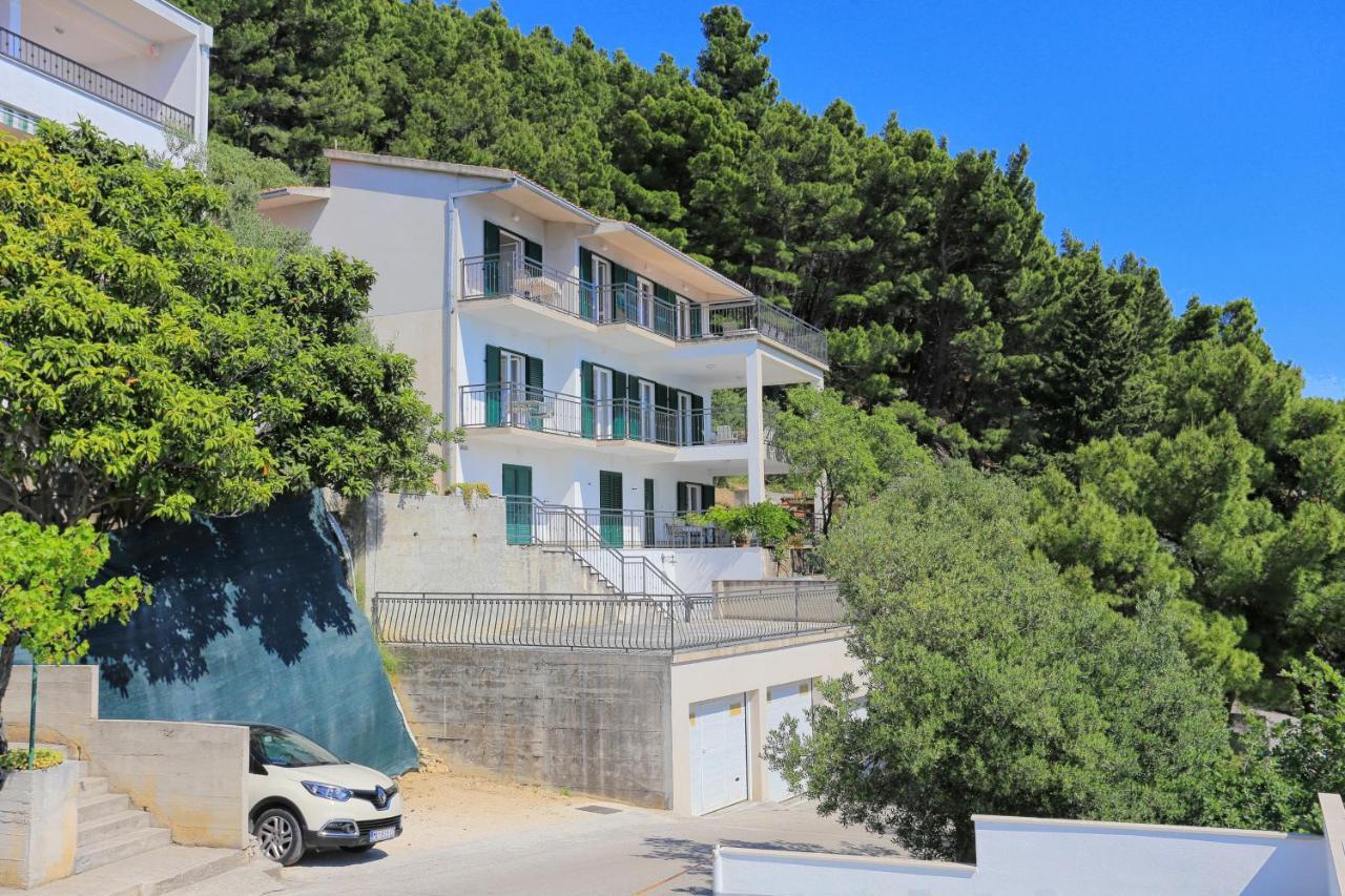 Apartments With A Parking Space Brela, Makarska - 6043 Eksteriør billede